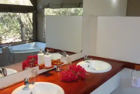 Bathroom at Lion Tree Top Lodge Guernsey Private Nature Reserve